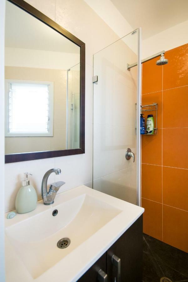 Homey Suite In Zichron Yaakov Zikhron Ya'akov Exterior photo