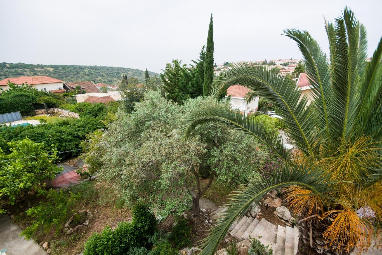 Homey Suite In Zichron Yaakov Zikhron Ya'akov Exterior photo